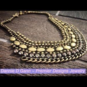 Premier Designs Party Perfect necklace